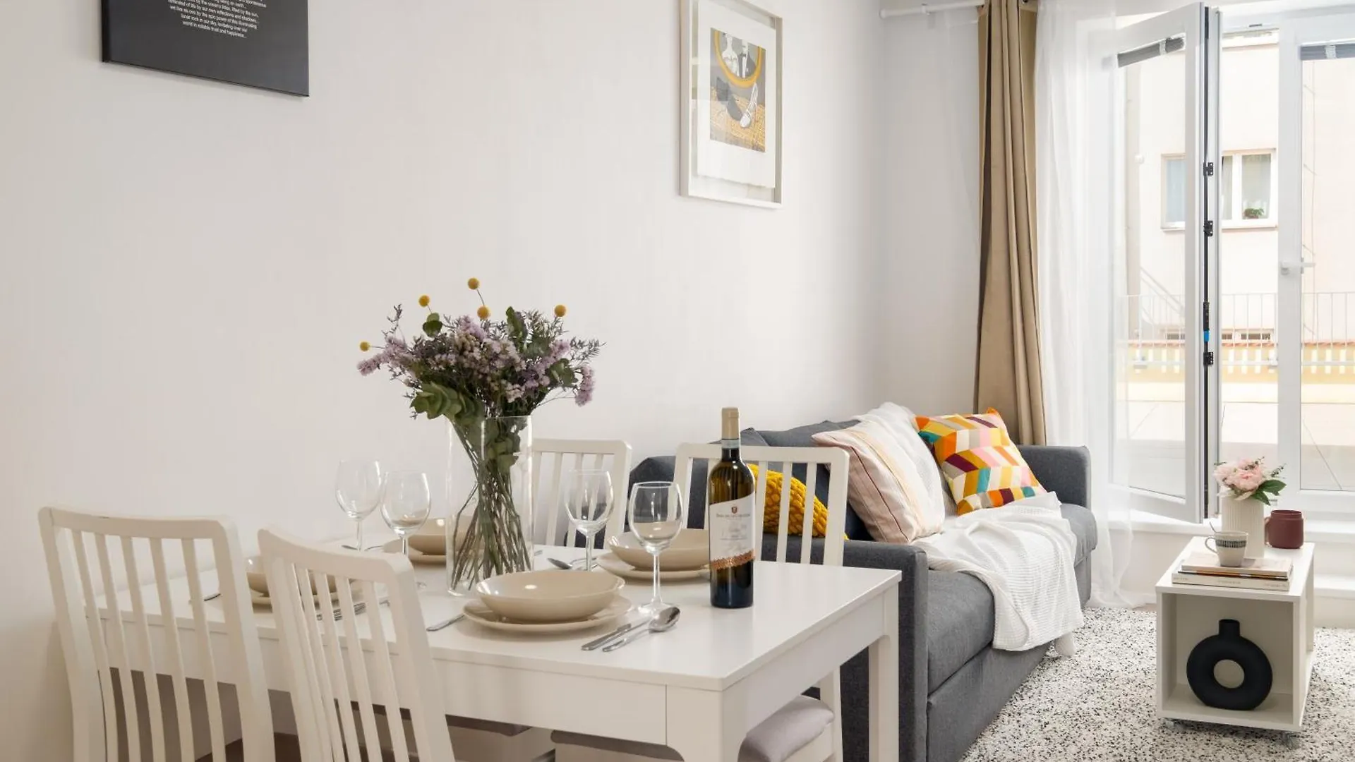 Three Bedroom Aparment With Terrace By Prague Days